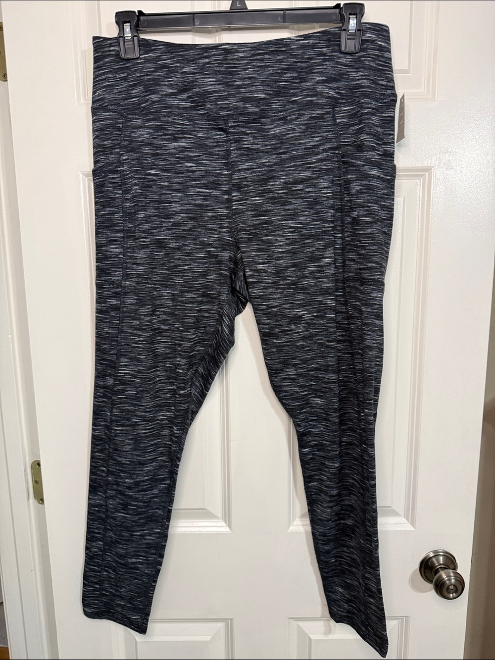 Maurices Heathered Charcoal Pocket Leggings